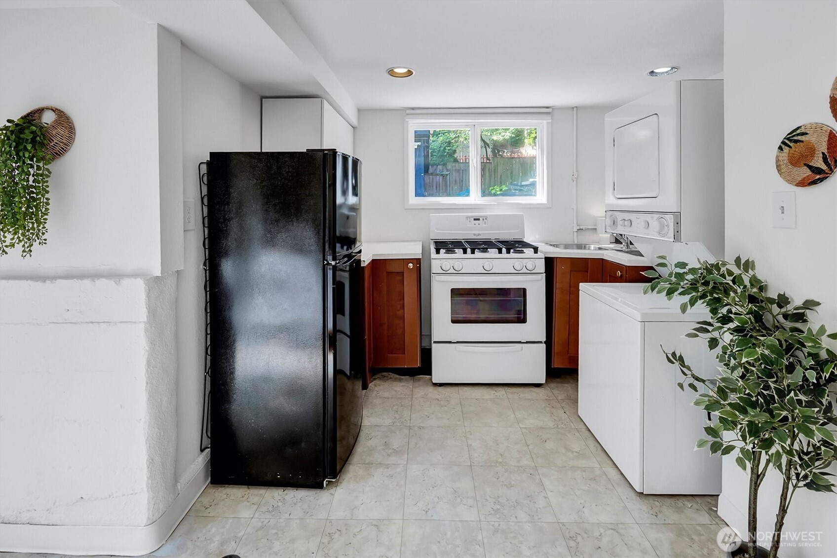 327 NE 55th Street