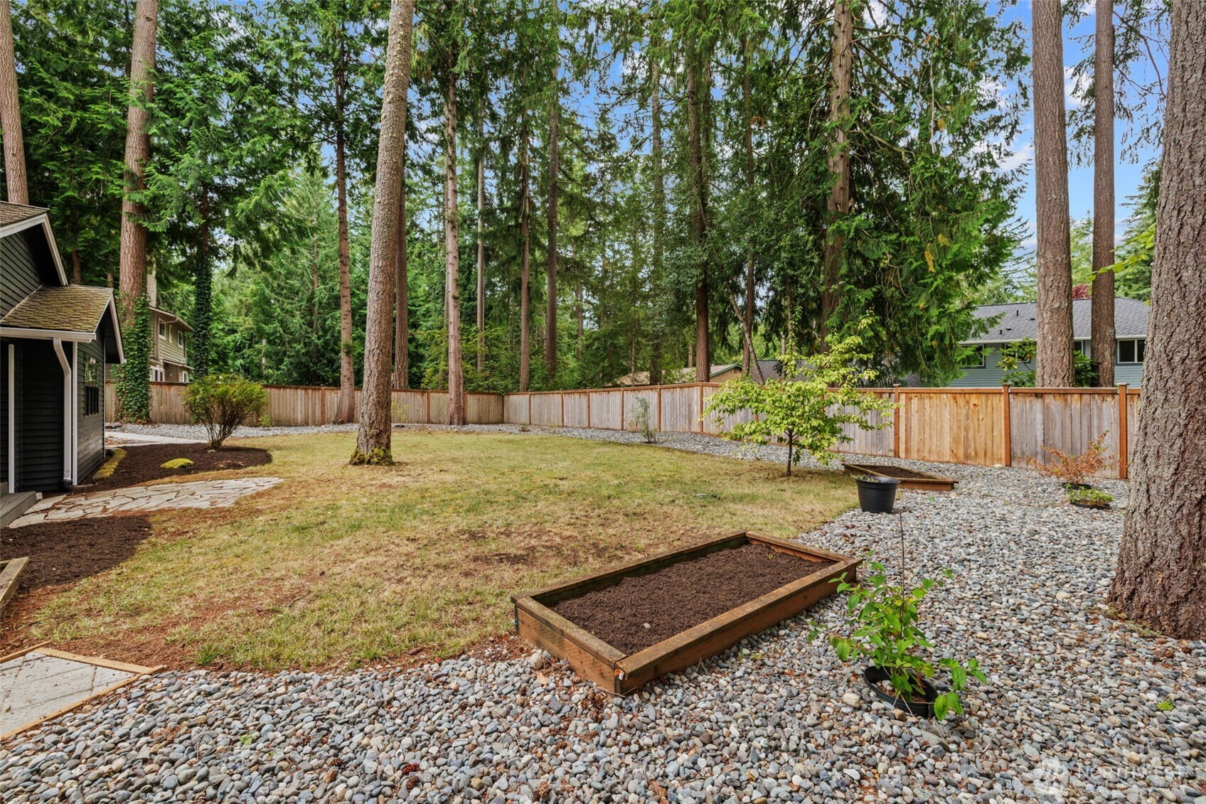 3211 220th Avenue SE