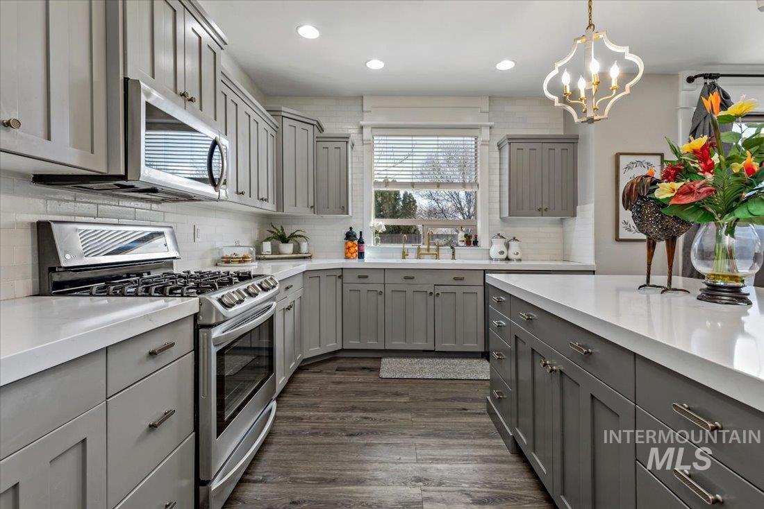 918 W Cagney