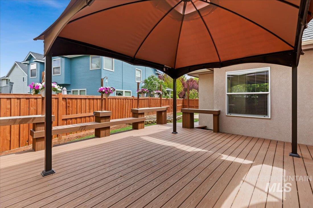 5794 N Flat Tail Way