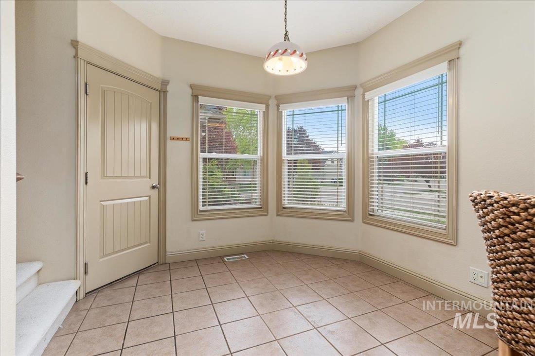 5794 N Flat Tail Way