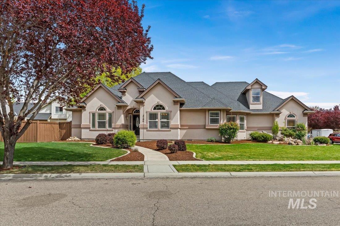 5794 N Flat Tail Way