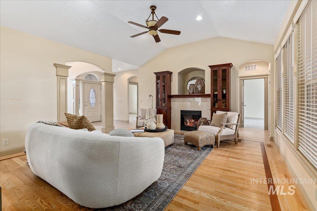 5794 N Flat Tail Way