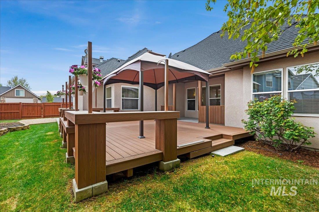 5794 N Flat Tail Way