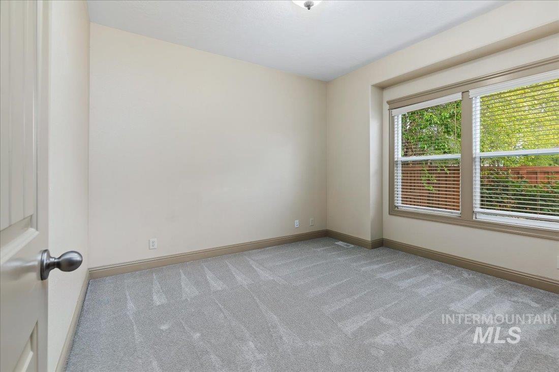 5794 N Flat Tail Way