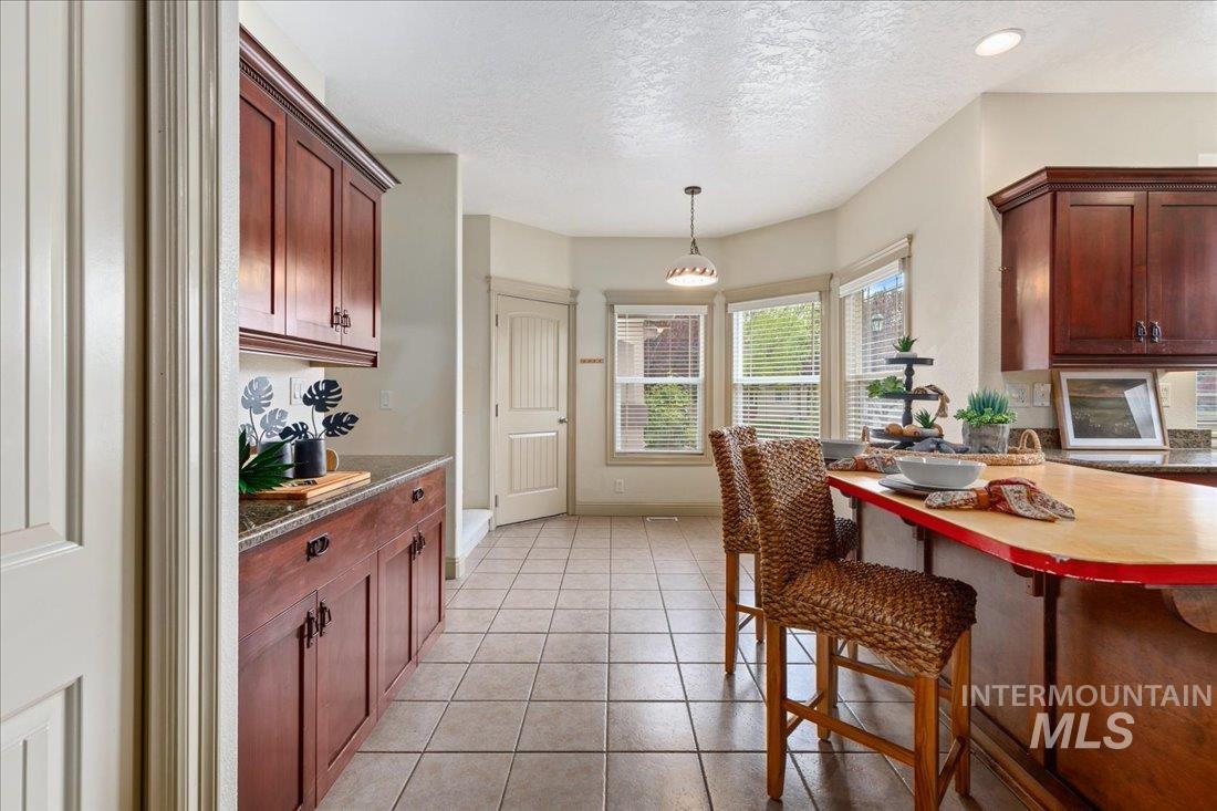 5794 N Flat Tail Way