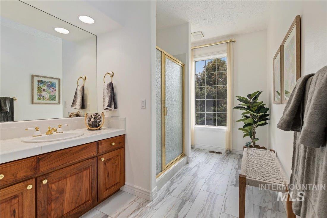 1064 W Ashbourne Dr.