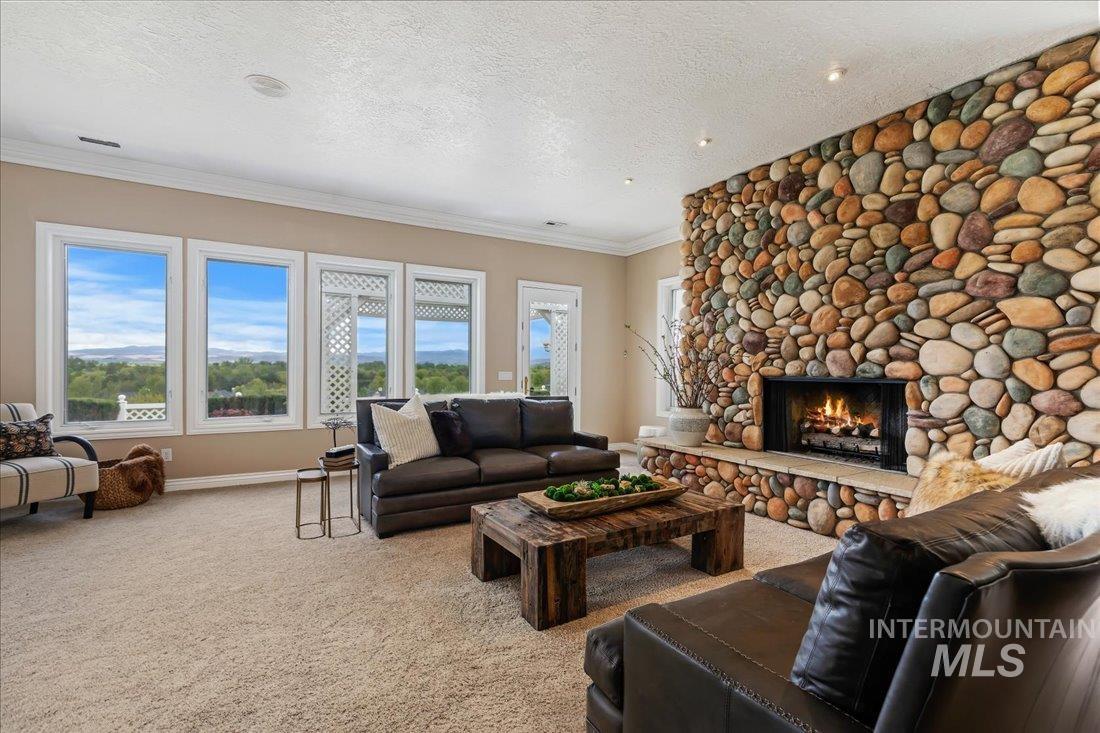 1064 W Ashbourne Dr.