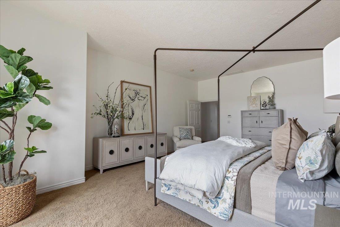 1064 W Ashbourne Dr.