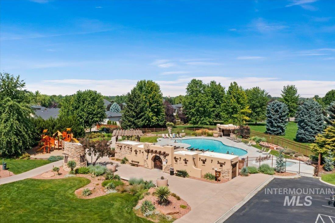 4925 N Red Hills Ave