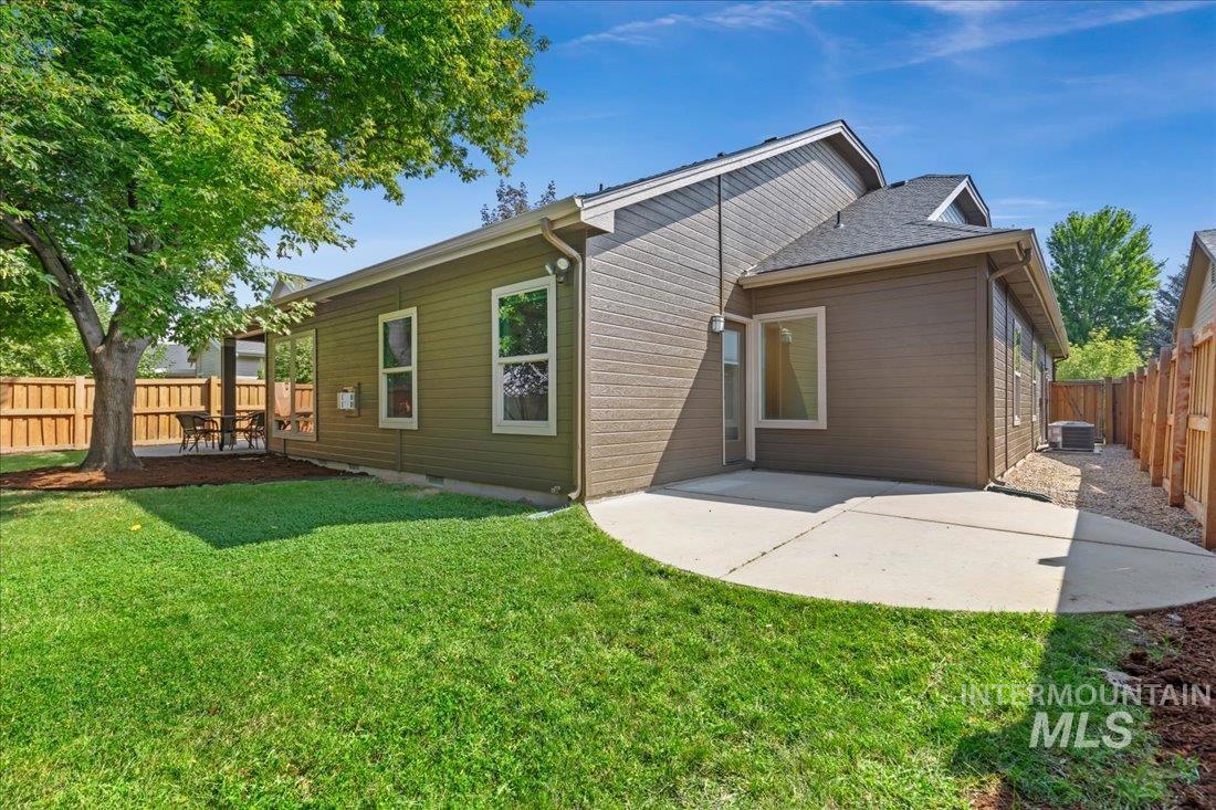 4925 N Red Hills Ave