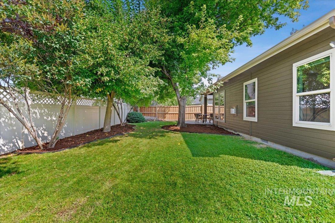 4925 N Red Hills Ave