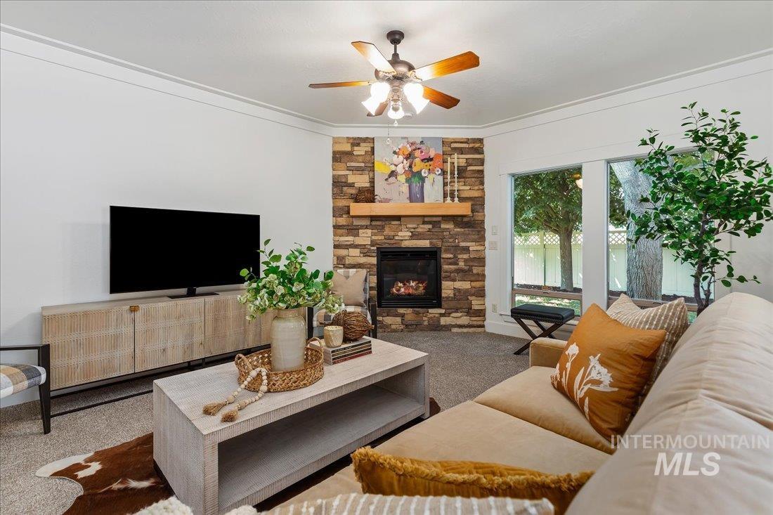 4925 N Red Hills Ave