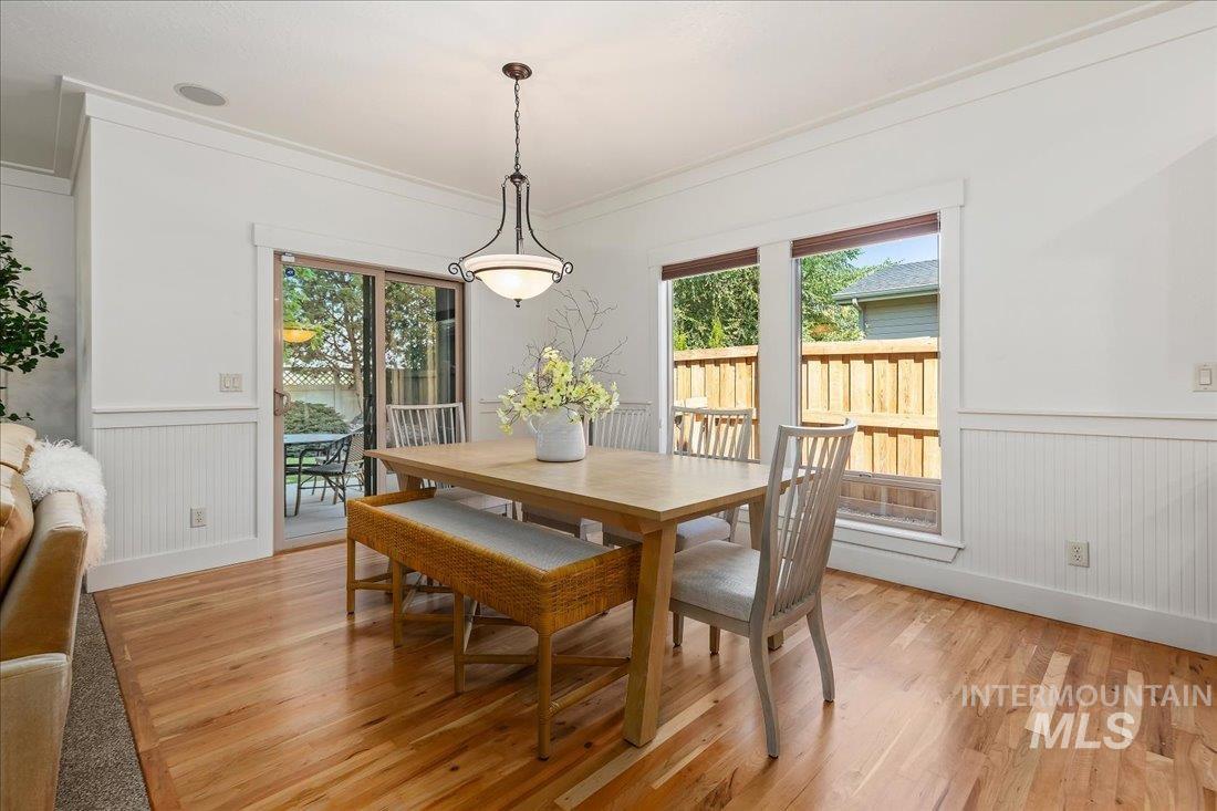 4925 N Red Hills Ave