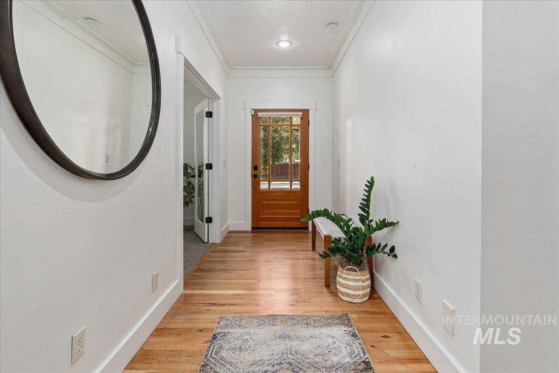 4925 N Red Hills Ave