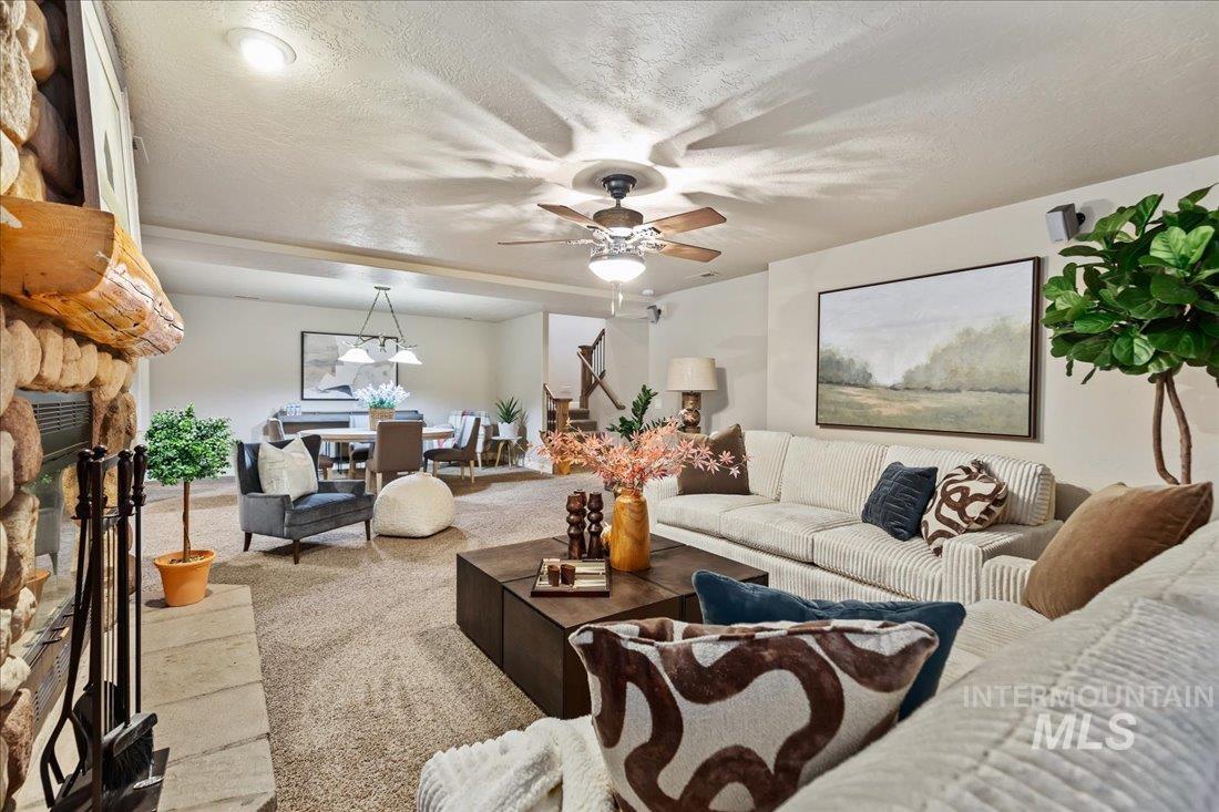 2495 E Cyanite Drive