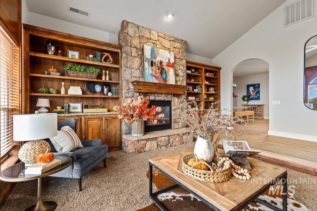 2495 E Cyanite Drive