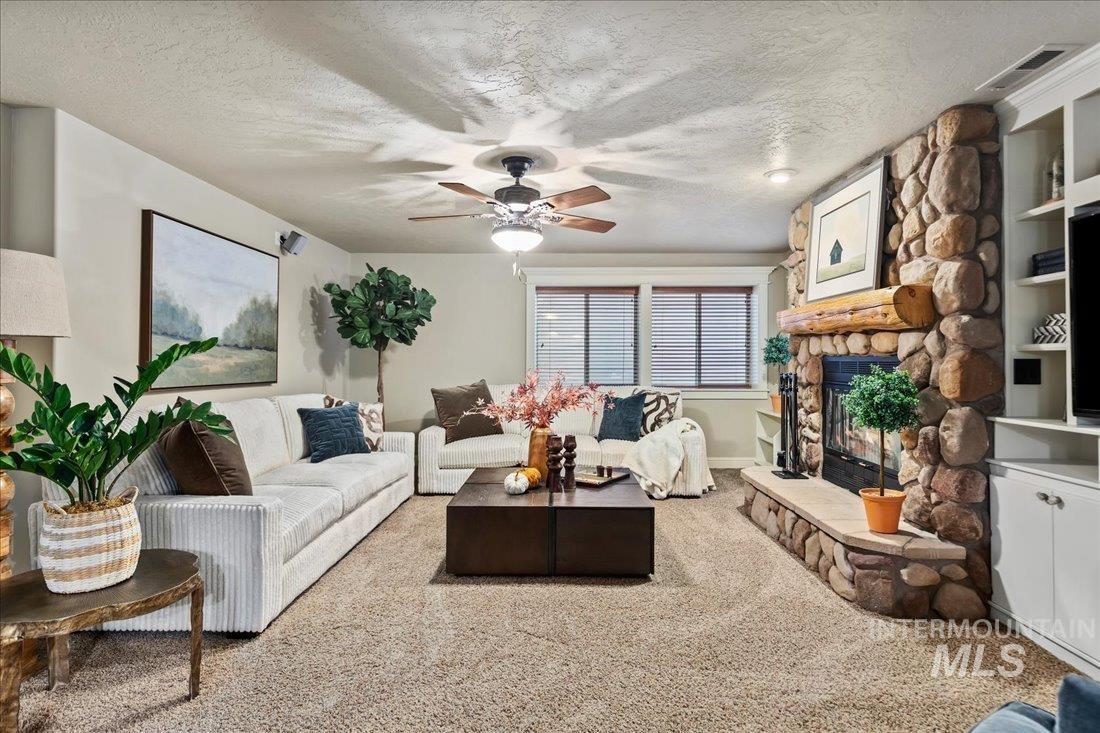 2495 E Cyanite Drive