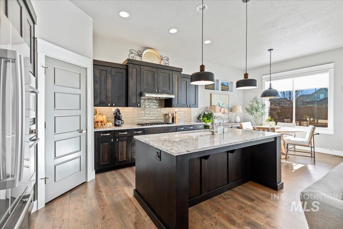 347 W Lockhart Lane