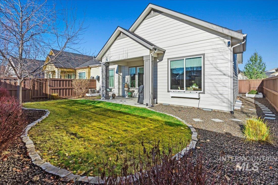 347 W Lockhart Lane