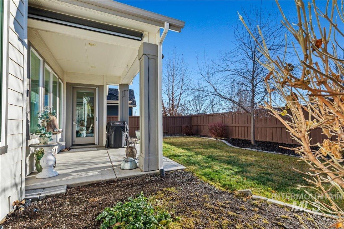 347 W Lockhart Lane