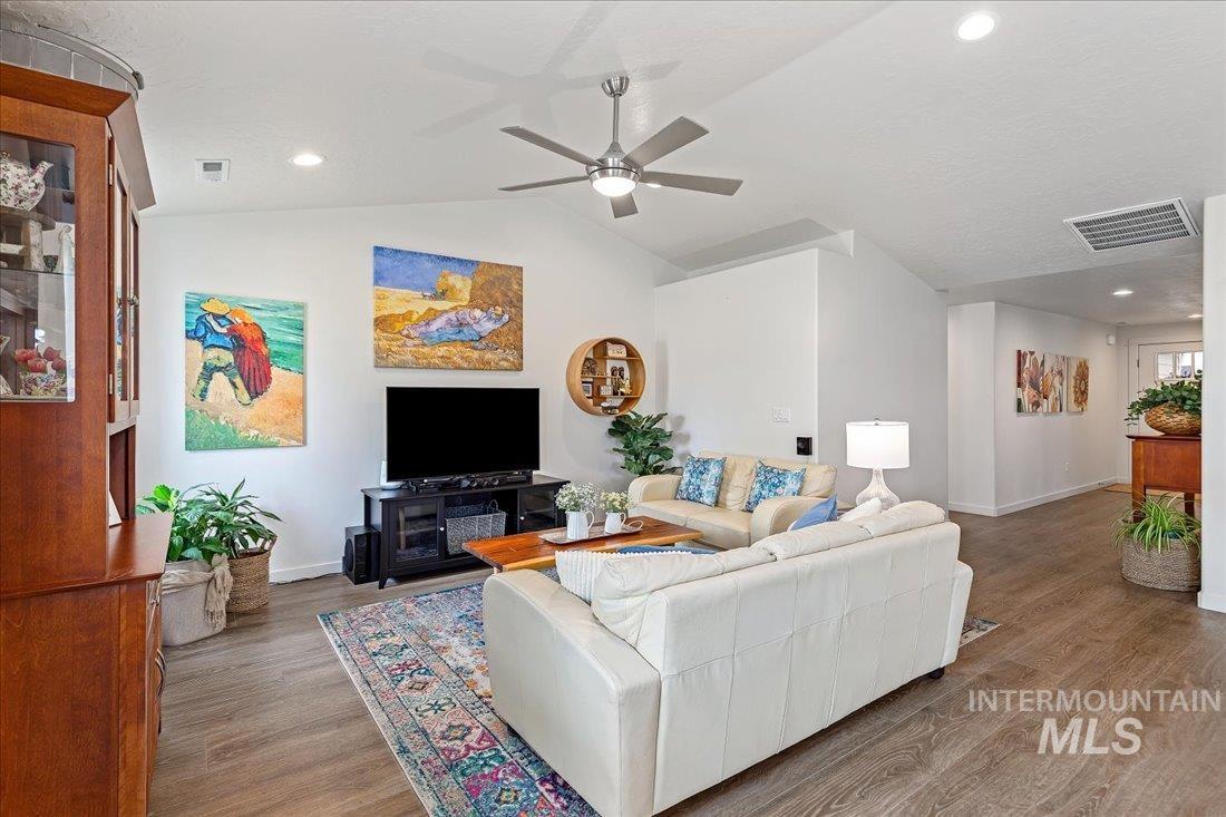 6194 W Los Flores Dr Unit: Lot 23 Block 5 Oaks West