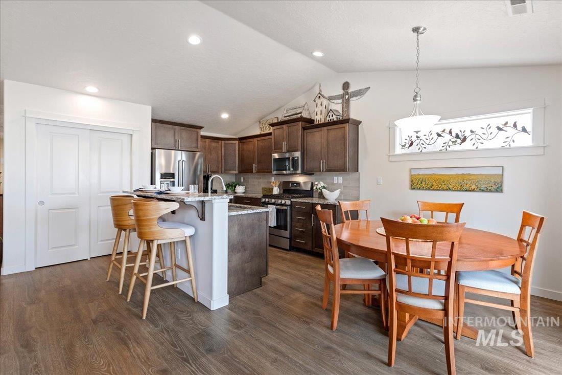 6194 W Los Flores Dr Unit: Lot 23 Block 5 Oaks West