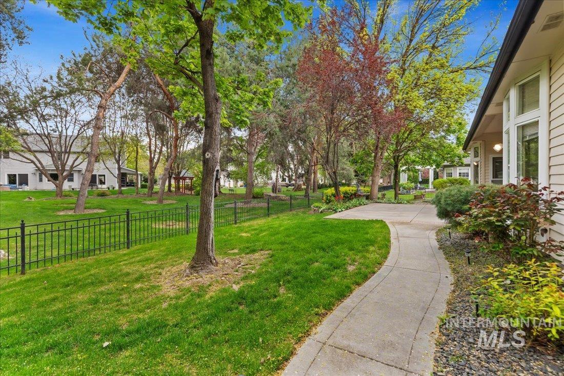 1250 S River Flow Way