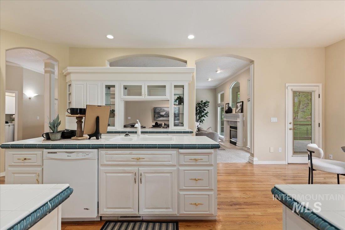 1250 S River Flow Way