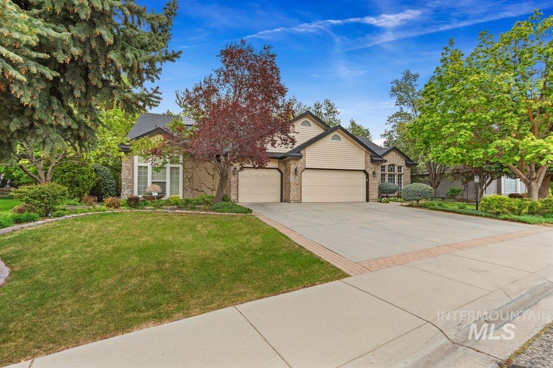 1250 S River Flow Way