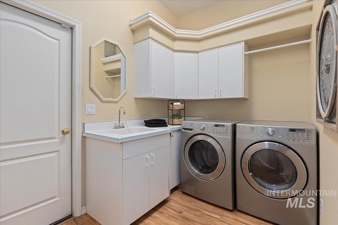 1250 S River Flow Way