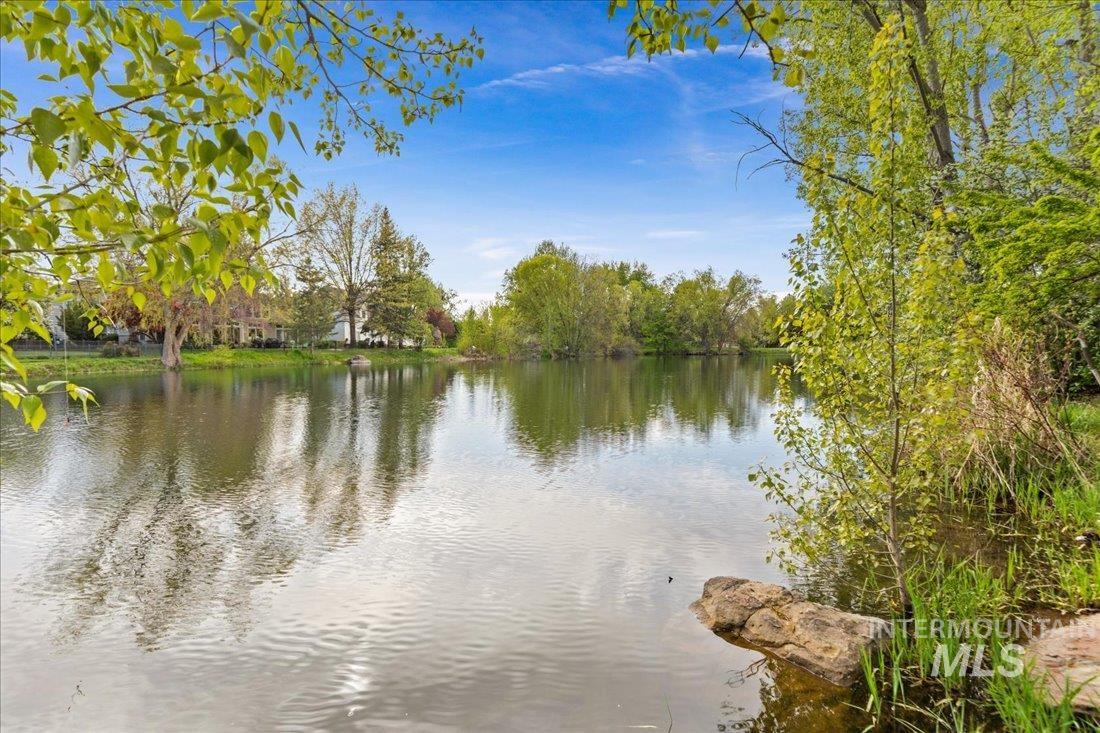 1250 S River Flow Way