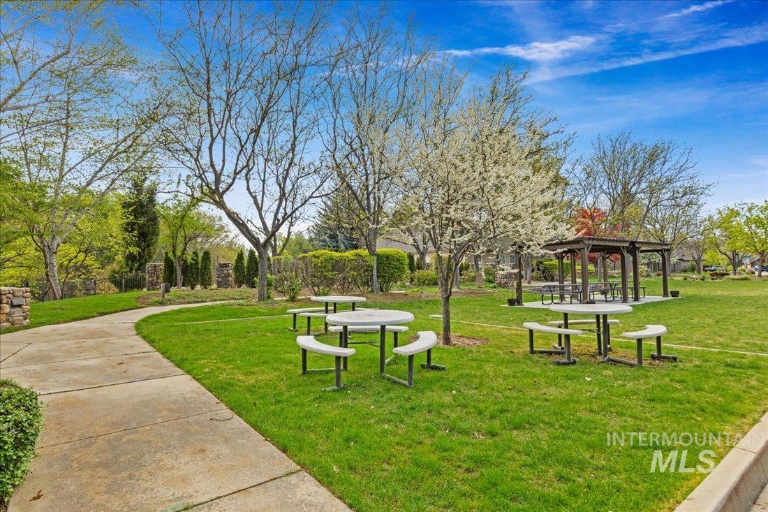 1250 S River Flow Way