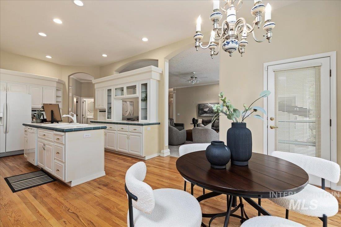 1250 S River Flow Way