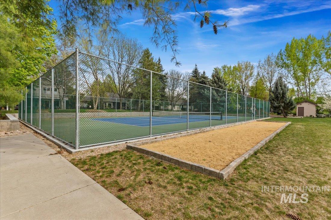 1250 S River Flow Way