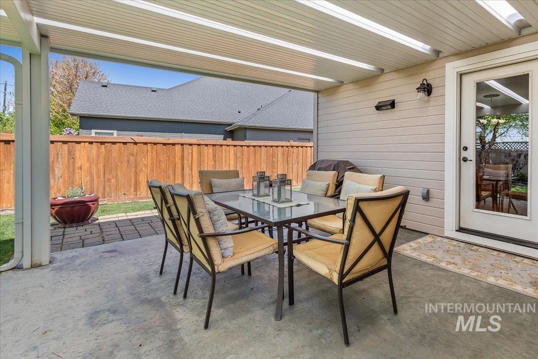 4951 N Red Hills Ave