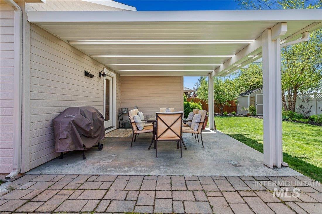 4951 N Red Hills Ave