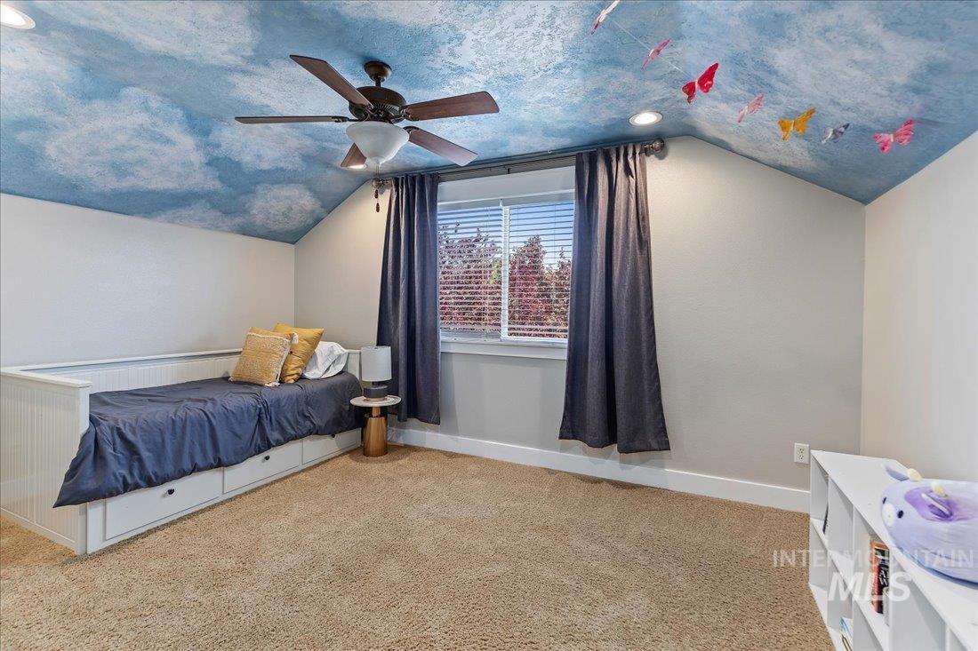 4951 N Red Hills Ave