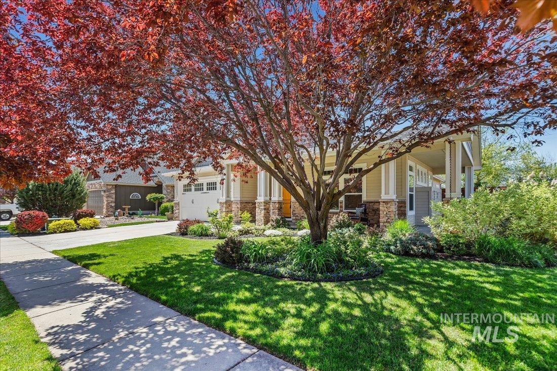 4951 N Red Hills Ave