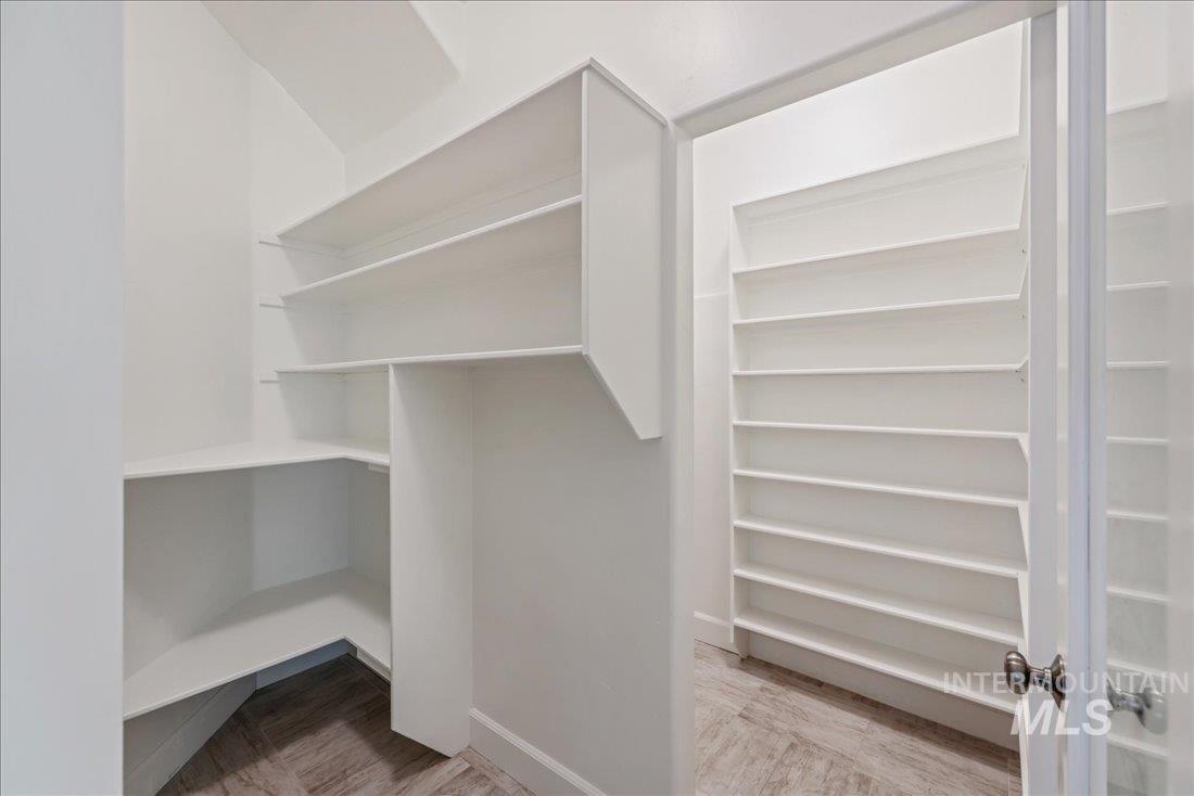 1200 E Covey Run Court