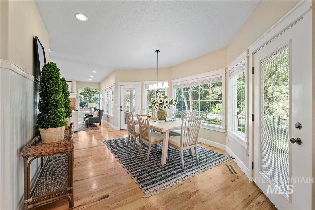 1200 E Covey Run Court