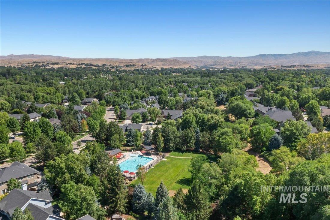 1200 E Covey Run Court