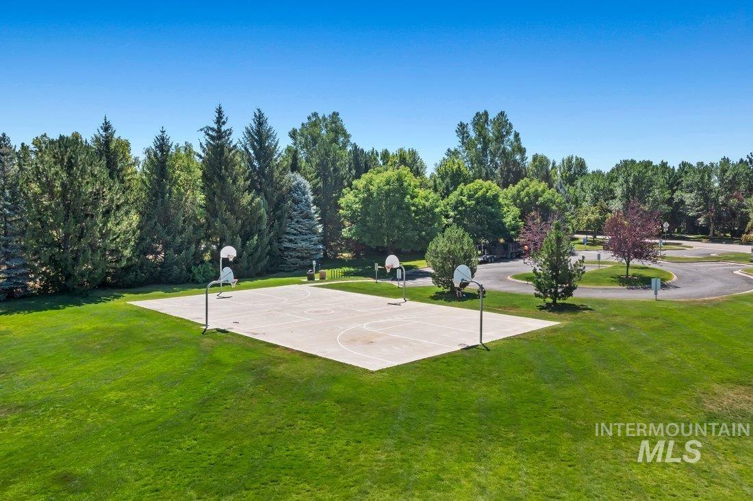 1200 E Covey Run Court