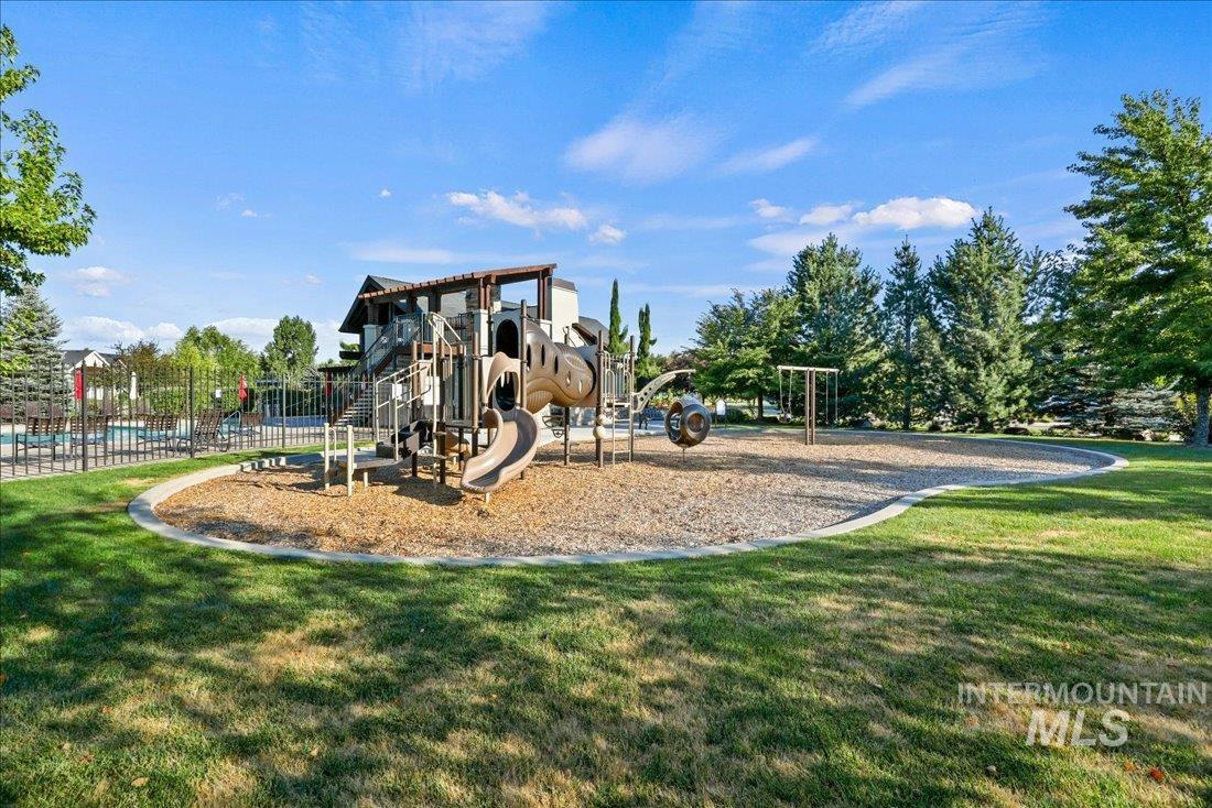 751 S Mace Ranch Way