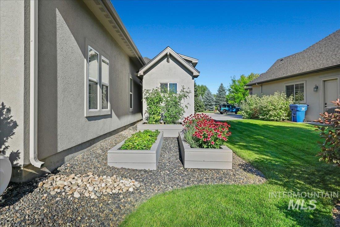 751 S Mace Ranch Way