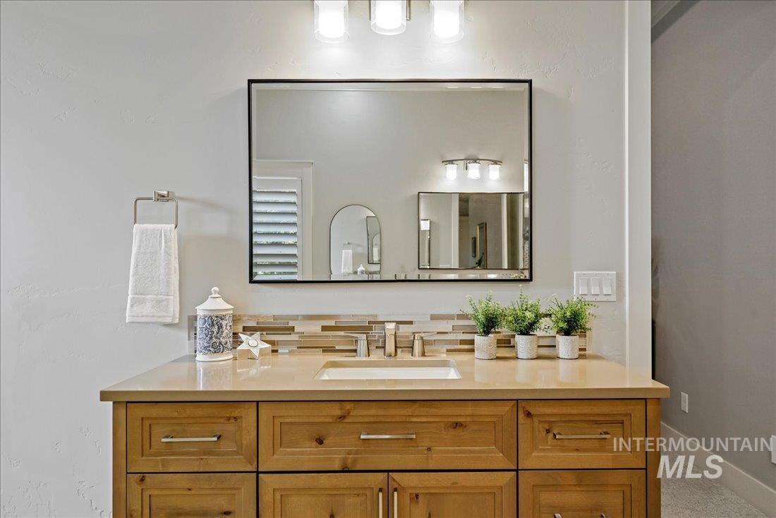 751 S Mace Ranch Way