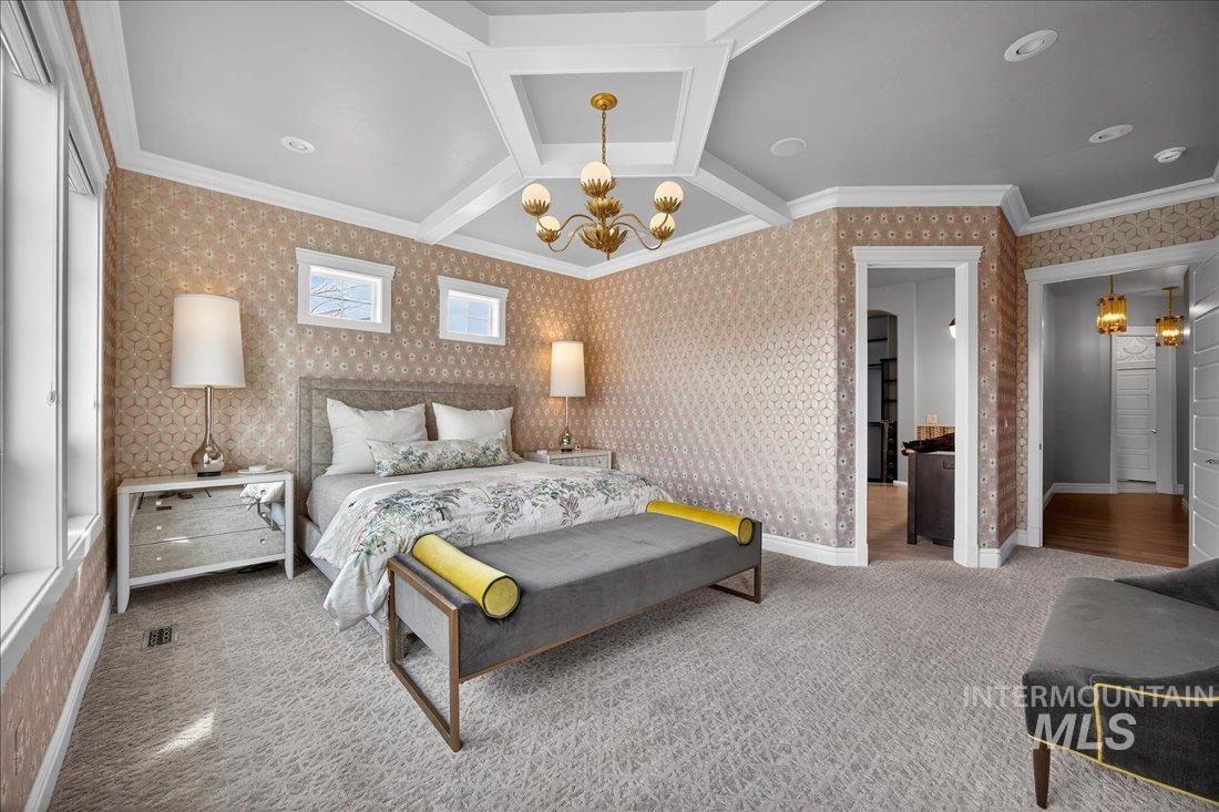 754 S Lone Hollow Way