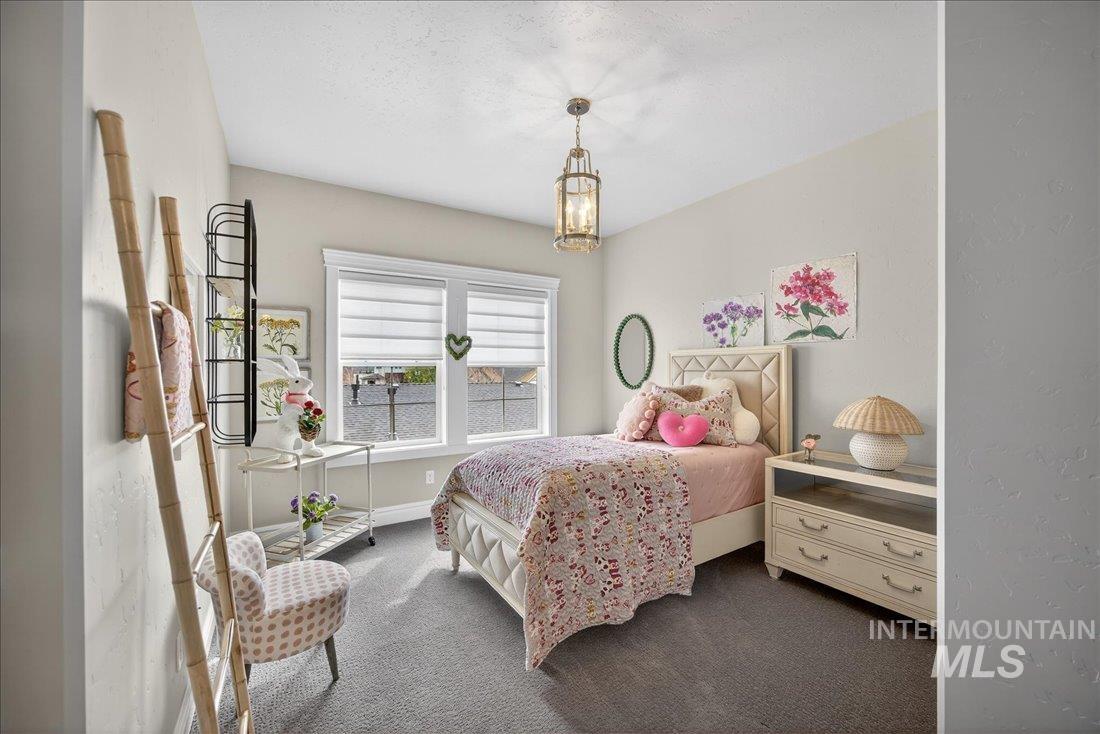 754 S Lone Hollow Way