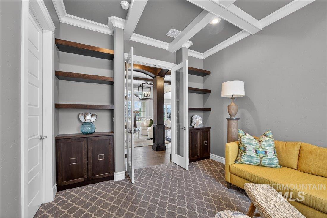 754 S Lone Hollow Way