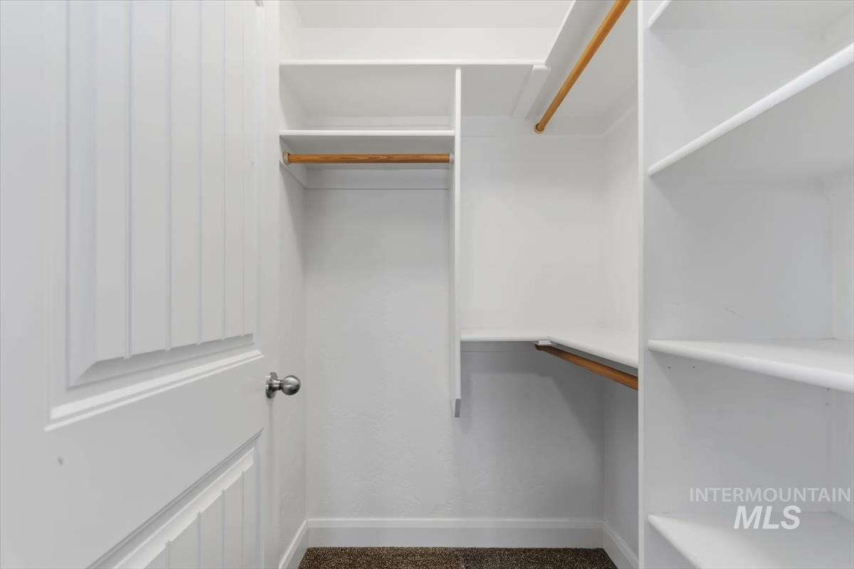 584 N Synergy Way